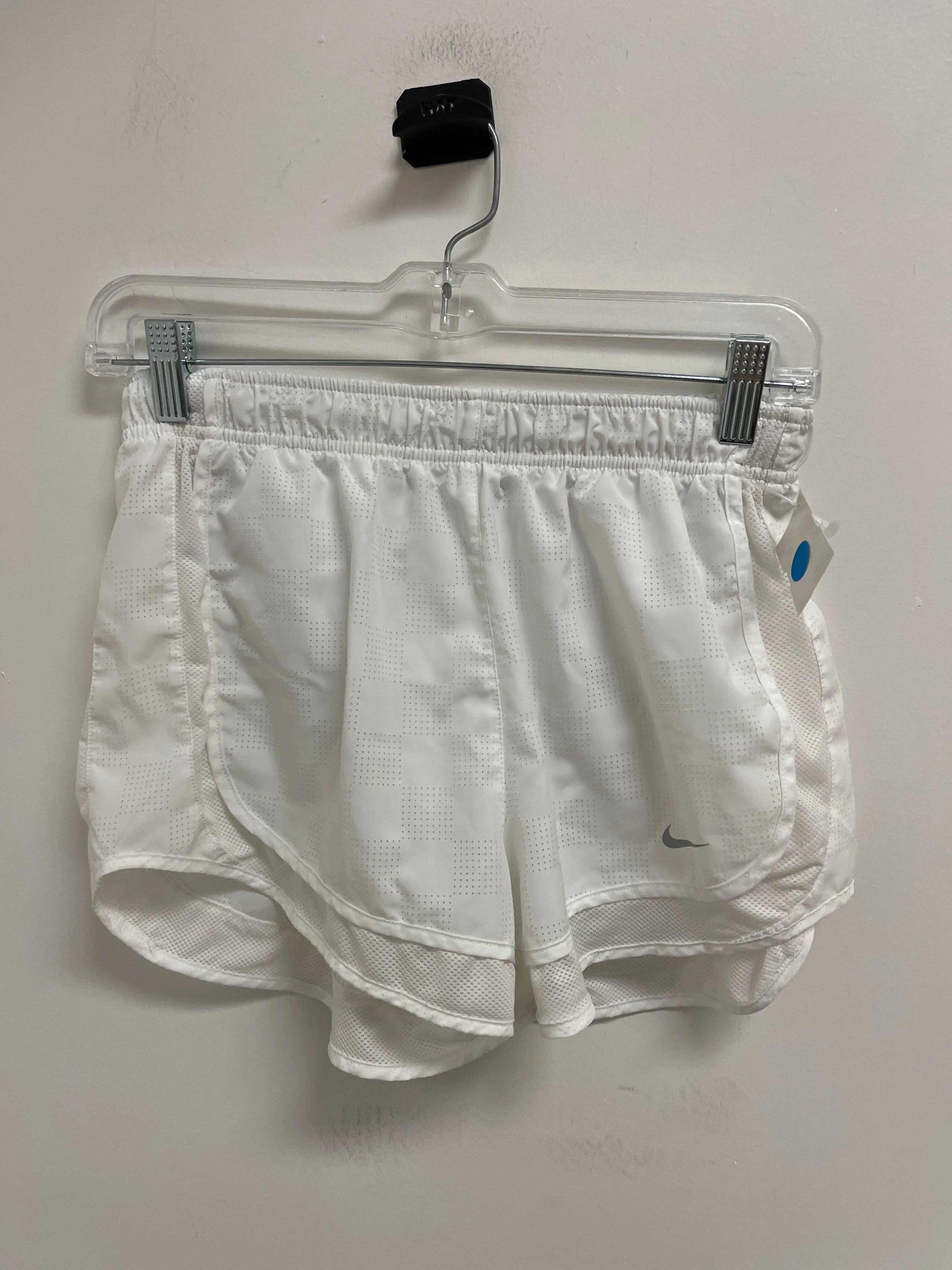 Athletic Shorts By Nike Apparel In White, Size: S