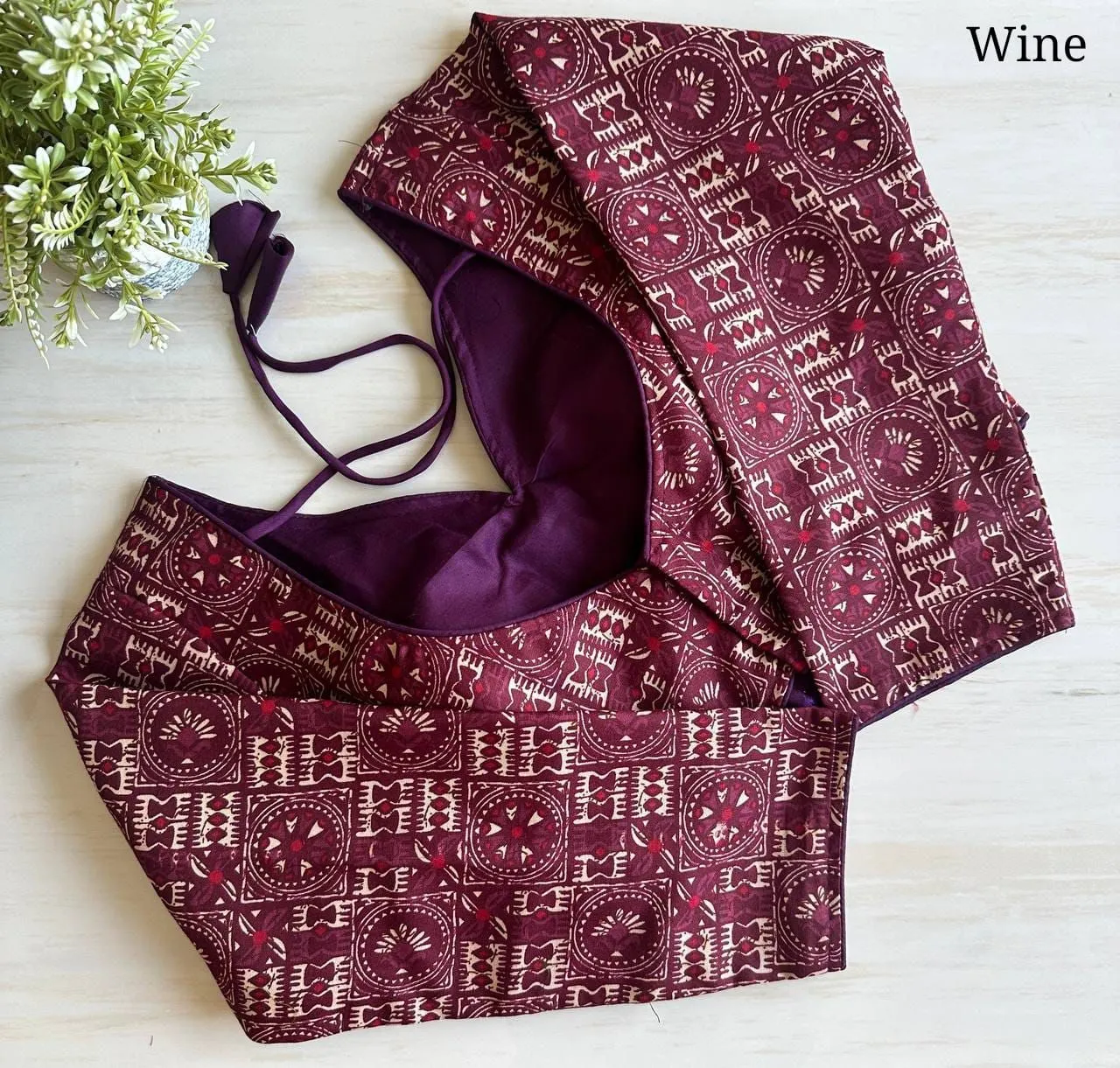 Beautiful Designer Readymade Handloom Cotton Sabyasachi Pattern Blouse