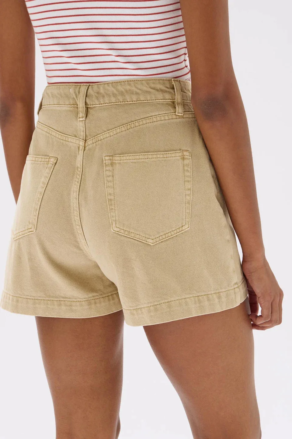 BOXY DENIUM SHORTS | TAN