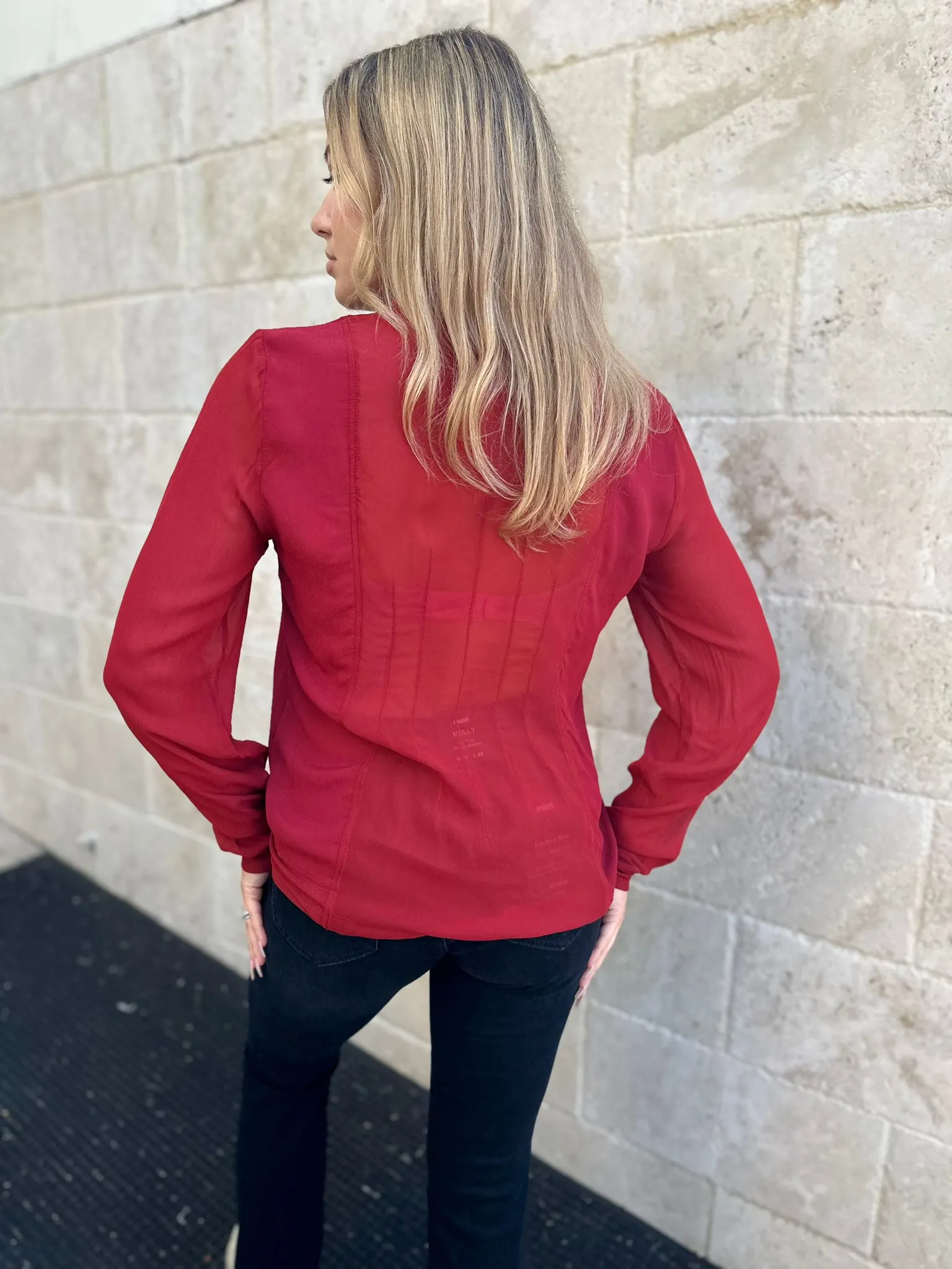 Stylish European Long Sleeve Blouse - Enhance Your Wardrobe