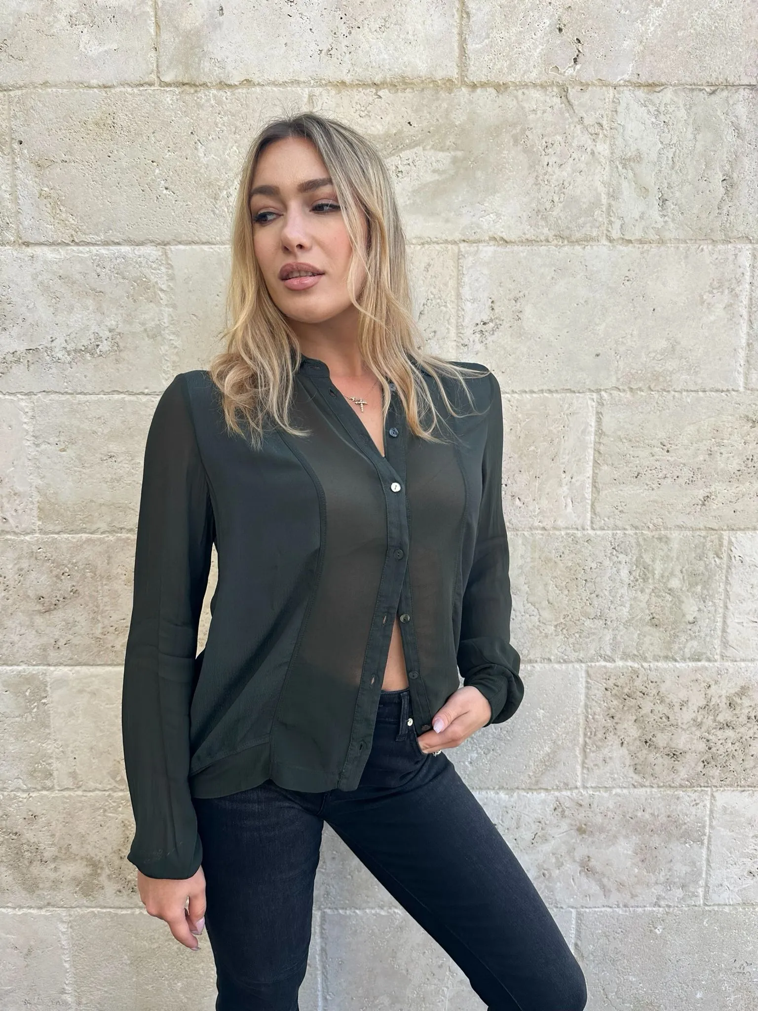 Stylish European Long Sleeve Blouse - Enhance Your Wardrobe