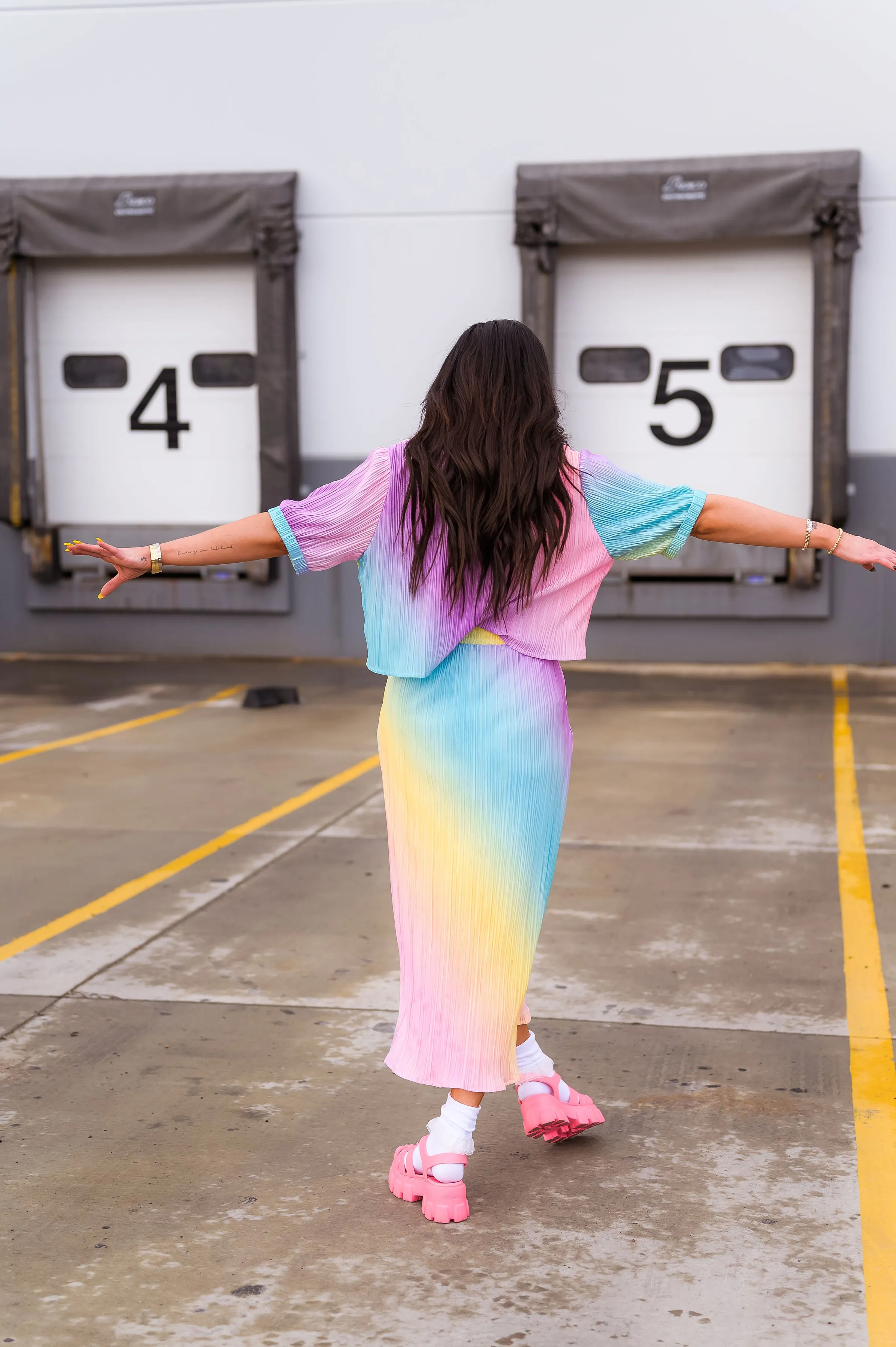 Ćest la Vie Plissé Skirt Set in Rainbow Daydream