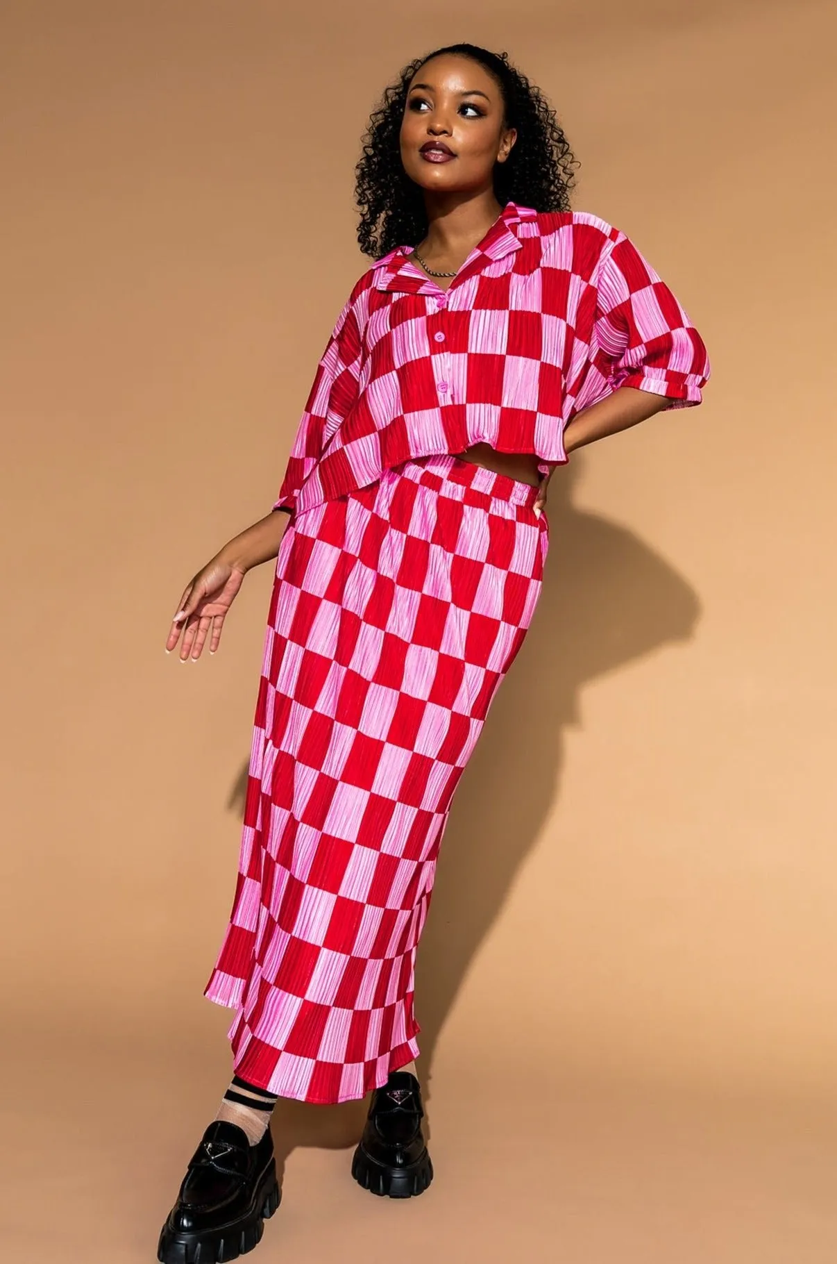 Ćest la Vie Plissé Skirt Set in Red   Pink
